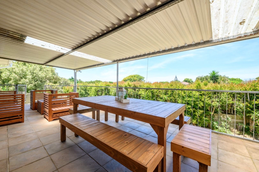 4 Bedroom Property for Sale in Walmer Heights Eastern Cape